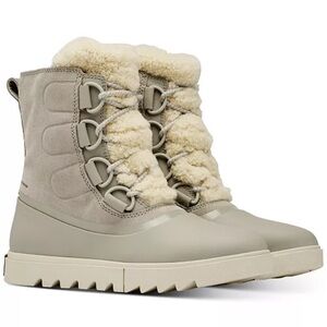 Sorel Women's Joan of Arctic Next Lite Lug Sole Boots Size 6